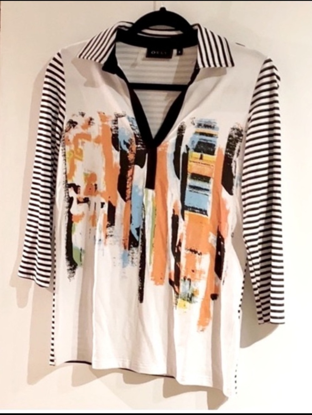 ORLY Multi-Color Abstract Top w/ Collar & Stripes !!! Size S-M